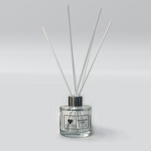 Load image into Gallery viewer, Fairhaven Lake Reed Diffuser