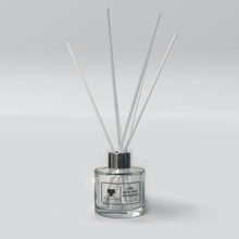 Load image into Gallery viewer, Lime, Basil and Mandarin Reed Diffuser