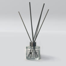 Load image into Gallery viewer, Sweet Pea Reed Diffuser