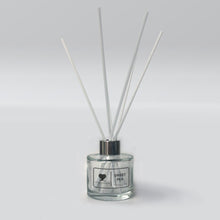 Load image into Gallery viewer, Sweet Pea Reed Diffuser
